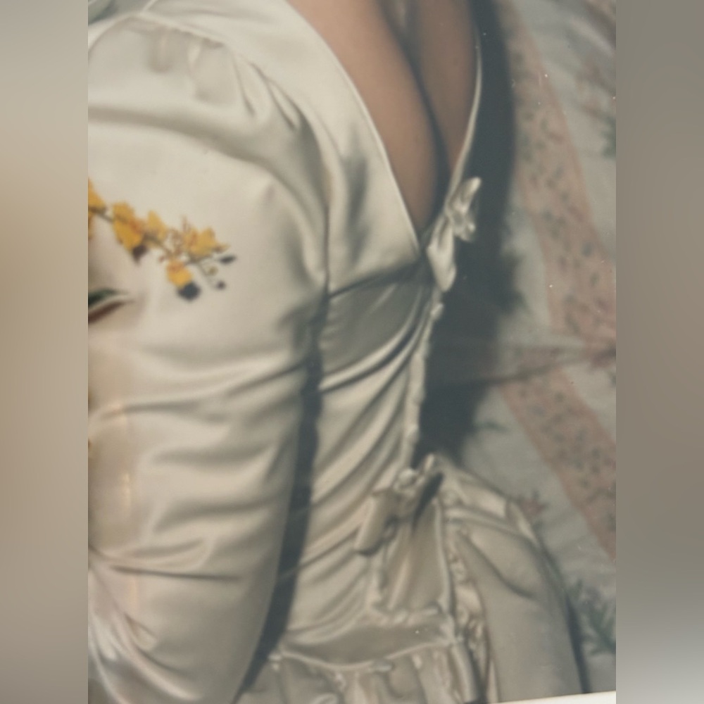 Pure Silk Wedding Dress 👰 👗💛 Size M - Picture 5 of 11